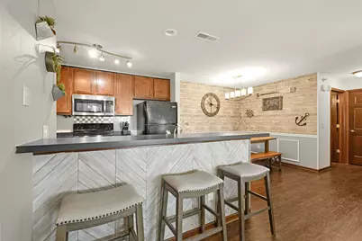 2849 W Drexel Ave #618, Franklin, WI 53132 - Photo 8