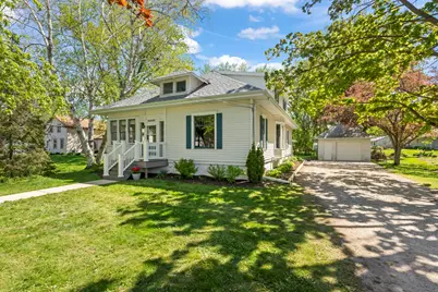 W282N6836  Main St, Merton, WI 53056 - Photo 2