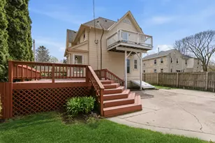 422 W Grand Ave, Port Washington, WI 53074 - Photo 28