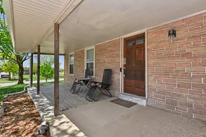 8348 W Cold Spring Rd, Greenfield, WI 53220 - Photo 2