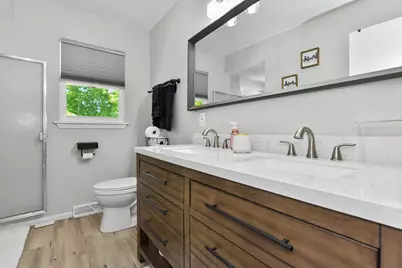 8348 W Cold Spring Rd, Greenfield, WI 53220 - Photo 20