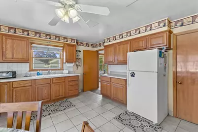 1715  26th St, Kenosha, WI 53140 - Photo 10