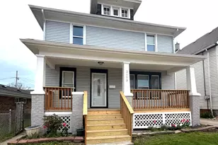 2113 16th St, Racine, WI 53403 - Photo 2