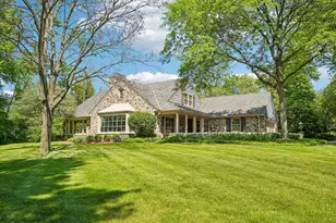 1260 Lakeside Dr, Elm Grove, WI 53122 - Photo 2