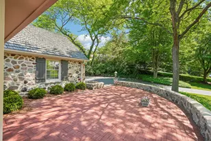 1260 Lakeside Dr, Elm Grove, WI 53122 - Photo 12