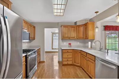 517  Cambridge Ave, Waukesha, WI 53188 - Photo 12