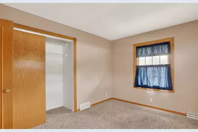 517  Cambridge Ave, Waukesha, WI 53188 - Photo 26