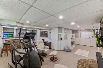 N88W15893  Park Blvd, Menomonee Falls, WI 53051 - Photo 32