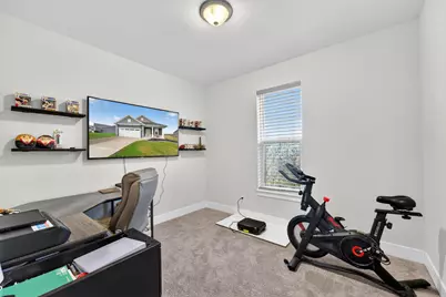 7062  Creekside Ct, Racine, WI 53406 - Photo 18