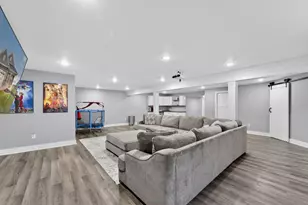 7062 Creekside Ct., Racine, WI 53406 - Photo 4