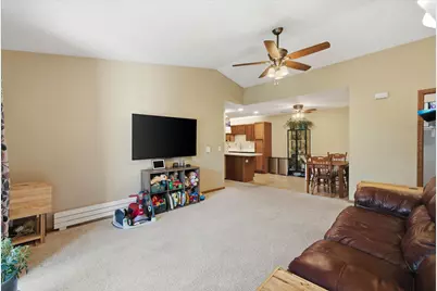 354  Minz Park Cir #4, West Bend, WI 53095 - Photo 8