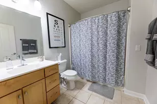 1925 N Water St, Milwaukee, WI 53202 - Photo 18