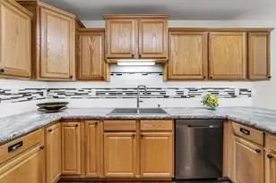 613 Annecy Park Cir, Racine, WI 53185 - Photo 10