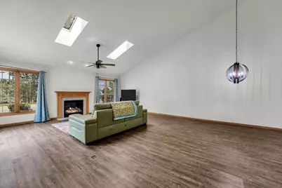 613  Annecy Park Cir, Racine, WI 53185 - Photo 14