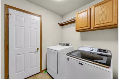 613  Annecy Park Cir, Racine, WI 53185 - Photo 30