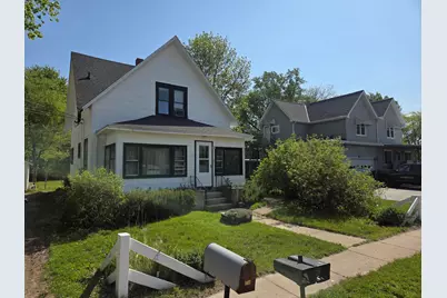 318  Madison St, Walworth, WI 53184 - Photo 1