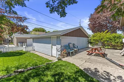 3947 S 1st Pl, Milwaukee, WI 53207 - Photo 42
