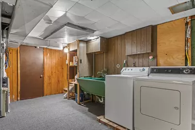 3947 S 1st Pl, Milwaukee, WI 53207 - Photo 36