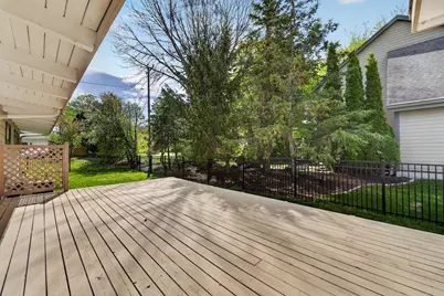807 E Wahner Pl, Bayside, WI 53217 - Photo 40