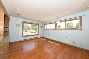 N48W16806 Lisbon Rd, Menomonee Falls, WI 53051 - Photo 8