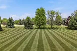 N61W29060 Parkside Pl, Merton, WI 53029 - Photo 6