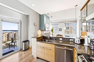 309 W Washington Ave, Madison, WI 53703 - Photo 16