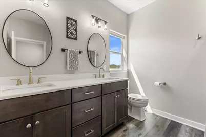 8929  Creekside Cir, Pleasant Prairie, WI 53158 - Photo 26