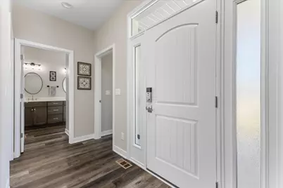 8929  Creekside Cir, Pleasant Prairie, WI 53158 - Photo 28