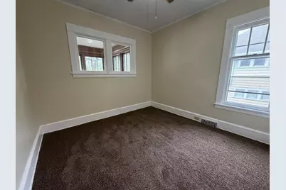 825 S 17th St, Sheboygan, WI 53081 - Photo 8