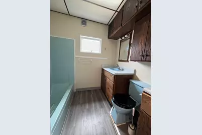 825 S 17th St, Sheboygan, WI 53081 - Photo 14