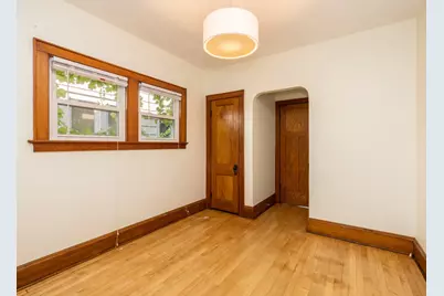 359 E Montana St, Milwaukee, WI 53207 - Photo 14
