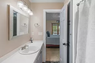3718 Shepherd Ln, Manitowoc, WI 54220 - Photo 18