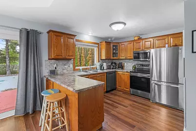 3718  Shepherd Ln, Manitowoc, WI 54220 - Photo 8