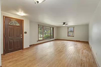 5025  Harrison Rd, Pleasant Prairie, WI 53142 - Photo 4
