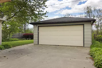 5025  Harrison Rd, Pleasant Prairie, WI 53142 - Photo 24