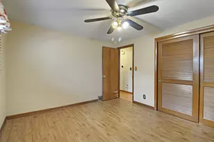5025 Harrison Rd, Pleasant Prairie, WI 53142 - Photo 10