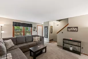 1821 Paramount Dr, Waukesha, WI 53186 - Photo 6