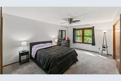 1821  Paramount Dr #K, Waukesha, WI 53186 - Photo 10