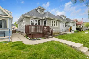 2116 S 70th St, West Allis, WI 53219 - Photo 2