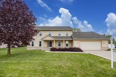 1440 W Mario Ln, Oak Creek, WI 53154 - Photo 2