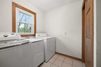 1440 W Mario Ln, Oak Creek, WI 53154 - Photo 18