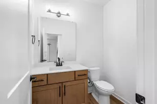 W221N3075 Greenwood Rd, Pewaukee, WI 53186 - Photo 24