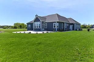 28516 Blue Crane Ct, Racine, WI 53185 - Photo 48