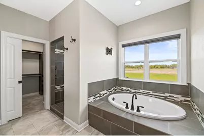 28516  Blue Crane Ct, Racine, WI 53185 - Photo 32