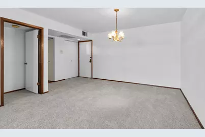 3838 N Oakland Ave #275, Shorewood, WI 53211 - Photo 12