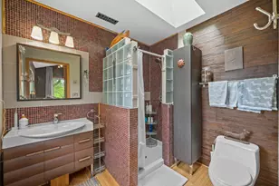1008 W Eula Ct, Glendale, WI 53209 - Photo 62