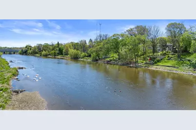 1008 W Eula Ct, Glendale, WI 53209 - Photo 10