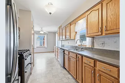 1616  Clark Ct, South Milwaukee, WI 53172 - Photo 10