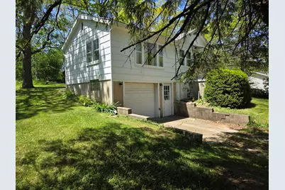 N6557  Forest Rd, Richmond, WI 53115 - Photo 2