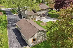 8845 W Meadow Ln, Franklin, WI 53132 - Photo 52